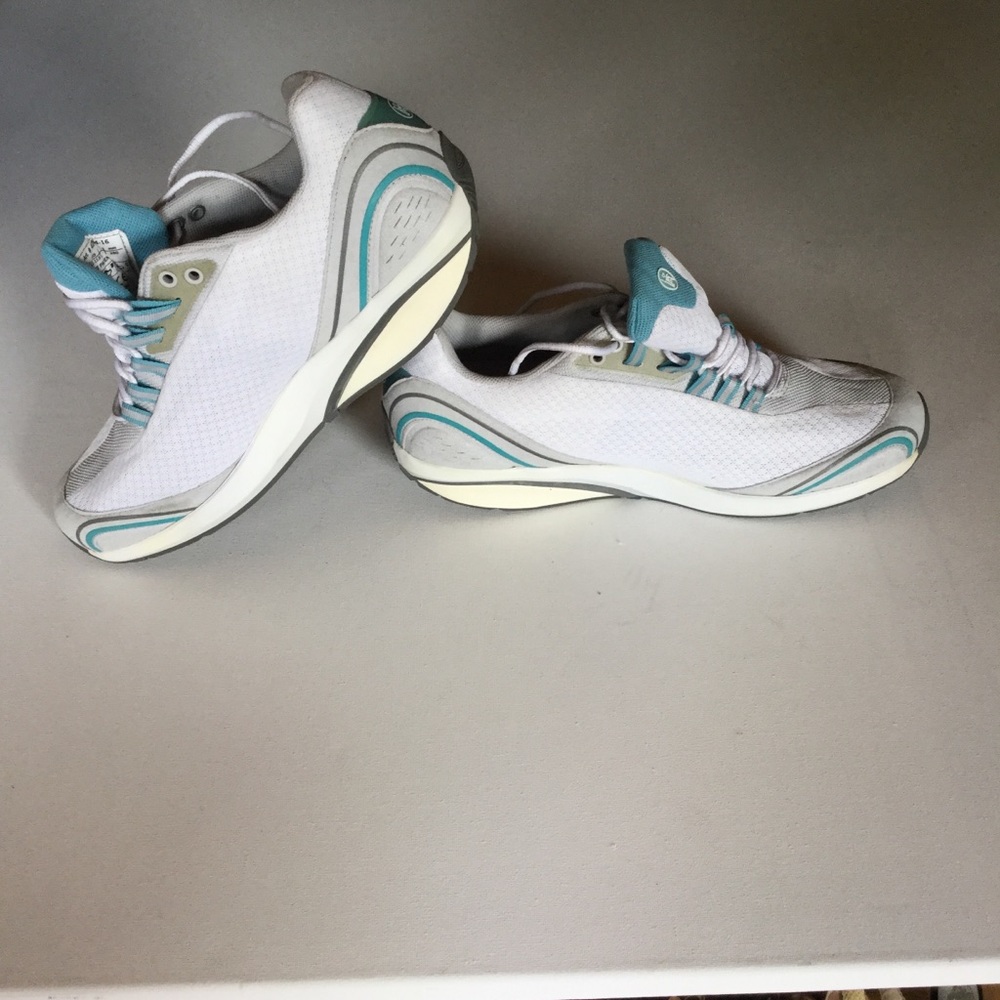 BRAND NEW  MBT orthotics Shoes, Upper Breathable Air Mesh,Size 11